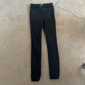 Black skinny jeans